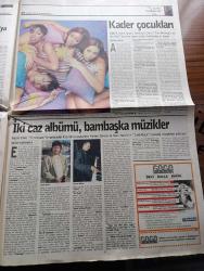 Radikal İki Gazetesi - Turkish Newspaper - 19 Aralık 1999 - hayvanlar ve insanlar - sezon açılışında Fenerbahçe aslında Rıdvan Dilmen ve transferleri bu işin olmayacağının baştan göstergesiydi - yeşilçam'ın unutulmazları - batılı Türk çelebisi Ali Kırca fotoğraf - Okay Temiz Ivo Papazov konseri - sokağa çıkma yasağı tiyatro - Fenerbahçe'nin milli kalecisi Rüştü Rençber taraftarın saldırısına uğramıştır - Güzin Dino'yla Paris'te röportaj - kurtuluş'un sakallı ustası Grontes Arpağ Varlık vergisi ile küçük bir çocukken tanışmış fotoğraf - dostlar tiyatrosu 30. Yıl - salkım hanımın taneleri filmi sinemalarda - Reha Erdem'in filmi kaç para kaç sinemalarda - bulmaca - şifre bulmaca - Mualla Sürer ve Mürvet Sim'siz bir Türk sinema tarihi yazmaya kalkan cahildir fotoğraf - sinemamızın müthiş çocuğu Metin Erksan fotoğraf - Atıf Yılmaz ve Lütfü Akad'ın öğrencisi Yılmaz Güney'in Umut'u sinemamızın dönüm noktalarından biriydi Fotoğraf - Yol filminin  Halil Ergün'ü fotoğraf - sinema Lütfi Akat