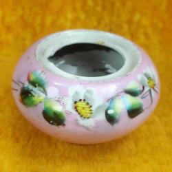 ANTİKA OSMANLI DÖNEMİ EL BOYAMA ÇİÇEKLER RESİMLİ AVRUPA PEMBE RENKLİ PORSELEN HOKKA