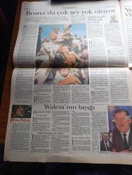 Pazar Postası - Turkish Newspaper - 29 Temmuz 1995 - Sayı 84 - parlamenterlerin değerlendirmesi ile düşünce özgürlüğü yazan Mete Belovacıklı - dünya değişti anayasa da değişebilir - temiz hava ve demokrasi yazan Murat Belge - Özgür düşüncemi Özgün düşünce mi yazan Canan Barlas - demokratikleşmenin neresindeyiz yazan Ömer Servet - Bosna'da tarih kırımı yazan Taha Akyol - Telsim - ekonomi postası yazan Nevzat Atal - el öpenler meclisinde dağ fare mi doğurdu yazan Cahit Tanyol - DEP'lilerin odaları danışmanlara - anayasa şairi Hüseyin Balyalı - sevgili toplum yazan Mehmet Ali Kılıçbay - Bosnada çok şey yok oluyor yazan Sami Kohen - atom insanlığın günahı mı sevabı mı - Dört Gül attım suya şiir yazan Mete Belovacıklı - yeni çıkan kitaplar - yazlık sinemalar yazan Burçak Evren - Terra Nova'nın yaratıcı başkanı Hulusi Derici fazla reklam reklamı öldürür yazan Zeynep Çetinkaya