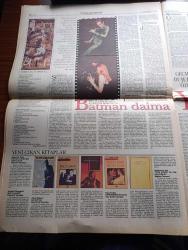 Pazar Postası - Turkish Newspaper - 29 Temmuz 1995 - Sayı 84 - parlamenterlerin değerlendirmesi ile düşünce özgürlüğü yazan Mete Belovacıklı - dünya değişti anayasa da değişebilir - temiz hava ve demokrasi yazan Murat Belge - Özgür düşüncemi Özgün düşünce mi yazan Canan Barlas - demokratikleşmenin neresindeyiz yazan Ömer Servet - Bosna'da tarih kırımı yazan Taha Akyol - Telsim - ekonomi postası yazan Nevzat Atal - el öpenler meclisinde dağ fare mi doğurdu yazan Cahit Tanyol - DEP'lilerin odaları danışmanlara - anayasa şairi Hüseyin Balyalı - sevgili toplum yazan Mehmet Ali Kılıçbay - Bosnada çok şey yok oluyor yazan Sami Kohen - atom insanlığın günahı mı sevabı mı - Dört Gül attım suya şiir yazan Mete Belovacıklı - yeni çıkan kitaplar - yazlık sinemalar yazan Burçak Evren - Terra Nova'nın yaratıcı başkanı Hulusi Derici fazla reklam reklamı öldürür yazan Zeynep Çetinkaya