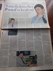 Pazar Postası Gazetesi -  Turkish Newspaper - 19  Mayıs 1996 - Mercümek Erbakan İlişkisi - Yargı kanunlar ve hukuk üçgeni - Çok hukuk tartışması yazan Taha Akyol - Bir Üniversite örneği Murat Belge - Türkiye iş Bankası - Orta Asya'nın En büyük içecek Fabrikası - Siyasal kriz ekonomik kriz Ömer Servet - Farklı malzemelerin birleştirilmesi müziksiz olmaz Tınaz Titiz - 19 Mayıs'ın neresindeyiz yazan Cahit Tanyol - Seçim neyi halleder yazan Sami Kohen - kadınsız demokrasi olmaz Dinçer Güner - Saraydan Gazinoya Sevda İle dillendi bu alaturka - entelektüeller bond'u keşfetti - Borsaya siyasi çelme - İMKB - en iyi 10 hisse - En kötü 10 hisse - Kardeş Erbakan'ın Faksı - Refah Partisinden Ödeme Emri