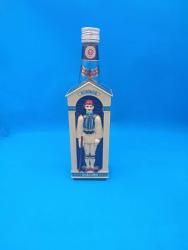 YUNANİSTAN ASKERİ GÖRSELLİ KOLEKSİYONLUK İÇKİ ŞİŞESİ