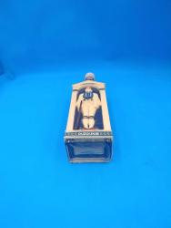 YUNANİSTAN ASKERİ GÖRSELLİ KOLEKSİYONLUK İÇKİ ŞİŞESİ