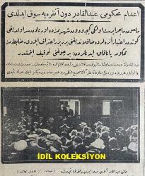 Osmanlıca Vakit Gazetesi, Orijinal Dönem Basım, (Ottoman Newspaper) - 25 Ağustos 1926 - Sayı: 3106 - Hicri: 16 Safer 1345 - Maznunlar Bugün Müdafaalarını Yapacaklardır. Mahkeme Heyeti Dün Evrakı Tetkik Etmiş ve Tarihi Kararın Esasat-ı Umumiyesini Hazırlamaya Başlamıştır. Kararın İhzarına Bu Sabah ve Müdafaaların İstimaından Sonra Devam ve Yarın Hüküm Tefhim Edilecektir. Cavit Bey İddianameden Sonra Hapishanede Hüngür Hüngür Ağlamaya Başlamıştır. Doktor Nazım İse Bitkin Bir Haldedir (Fotoğraf) Doktor Nazım Mahkemeye Gelirken Yüzünü Siliyor - İdam Mahkumu Abdülkadir Dün Ankara'ya Sevk Edildi - Malatya Heyeti Cumartesiye Gidiyor. Kalplerinden Gelen Tazimat Hislerini Ankara'da Reis-i Cumhur Hazretlerine Arz Edecekler - Atinalılar Pangalos'u Linç mi Edecekler? Sabık Yunan Reis-i Cumhurunun Fena Bir Akıbete Uğramasından Endişe Endişe Ediliyor