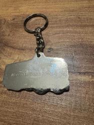 Nadir Koleksiyonluk Mercedes-Benz Türk Metal Kamyon Anahtarlık Orijinal Mercedes-Benz Türk A.Ş. üretimidir (Arkasında kabartma yazı mevcuttur).