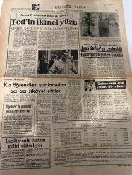 DÜNYA GAZETESİ - DOĞUM GÜNÜ HEDİYESİ (TURKISH NEWSPAPPER) - 6 EYLÜL 1969 - SADECE TEK YAPRAKTIR -John Kennedy-Robert Kennedy-Juan Carlos-Ali Soycan-Okan Dinçer-Selçuk Başar-Durul Gence-Mehmet Horoz-Ziya Aksütun-Duke Ellington-Mick Jagger-Mick Taylor-Basak-Kennedy ailesinin şımarık çocuğu-Ted’in ikinci yüzü-Kavgacı içkici sürat delisi ve müthiş çapkın-Tahtın varisi pusulayı şaşırmış Juan Carlos’un çapkınlığı İspanya’da günün konusu-Ankara Mektubu-Kız öğrenciler yurtlarından acı acı şikayet ettiler-İngiltere’de otomobil imalatında artış var-İngiltere’nin turizm geliri yükseliyor-Cehennem için sıcak bir vücut-Müzik Dünyası-Avrupa’dan da iyi topluluk çıkar-Fransız gruplarının başbuğu Variations-Takviye yerine çözülme-Okan Dinçer ve Selçuk Başar’da Durul Gence’den ayrılıyor-Plak çıkarmadan meşhur oldular-Geleceği düşünmüyor-Hafif Batı Müziğinde yeni parlayan bir ses Basak-Yuvarlanan Taşlar açık açık konuştu-Beş yıla kalmaz dağılıp gideriz-Kısa Haberler-Sinema Tiyatro Müzik