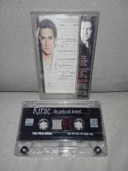 Kaset Kıraç Bir garip aşk bestesi albümü. Orijinal sorunsuz çalışıyor koleksiyonluk