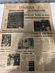 DÜNYA GAZETESİ - DOĞUM GÜNÜ HEDİYESİ (TURKISH NEWSPAPPER) - 29 KASIM 1970 - SADECE TEK YAPRAKTIR -Demirel-İnönü-Bediî FAİK-Falih Rıfkı Atay-Sadi Tan-Demirel Yenisi en kısa zamanda hizmete girecek-İnönü Eli silahlı öğrenci Atatürk’ün varisi olamaz-Memurlara bayramdan önce avans verilecek-Ankara Ticari İlimler de boykota gitti-Dünya Bankası Sınai Kalkınmaya 40 milyon dolarlık kredi verdi-Kanada ekmeklik buğday veriyor-Yangın-Demirel Gediz’e gidiyor-Olaylar ve insanlar-Pazar Konuşması-Cinayetler-İlk orta ve liselerde tek kitap sisteminin uygulanması hakkında-Yedi imza-Dış ülkelere gidecek olan Doğululara çıkarılan güçlükler-Pratik bilgiler-Takvim