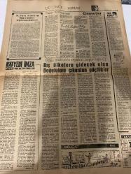 DÜNYA GAZETESİ - DOĞUM GÜNÜ HEDİYESİ (TURKISH NEWSPAPPER) - 29 KASIM 1970 - SADECE TEK YAPRAKTIR -Demirel-İnönü-Bediî FAİK-Falih Rıfkı Atay-Sadi Tan-Demirel Yenisi en kısa zamanda hizmete girecek-İnönü Eli silahlı öğrenci Atatürk’ün varisi olamaz-Memurlara bayramdan önce avans verilecek-Ankara Ticari İlimler de boykota gitti-Dünya Bankası Sınai Kalkınmaya 40 milyon dolarlık kredi verdi-Kanada ekmeklik buğday veriyor-Yangın-Demirel Gediz’e gidiyor-Olaylar ve insanlar-Pazar Konuşması-Cinayetler-İlk orta ve liselerde tek kitap sisteminin uygulanması hakkında-Yedi imza-Dış ülkelere gidecek olan Doğululara çıkarılan güçlükler-Pratik bilgiler-Takvim