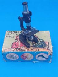 ORİJİNAL DÖNEM ÜRÜNÜ KOLEKSİYONLUK ÇOCUK MİKROSKOPU