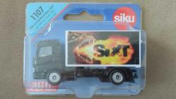 DİECAST ALMAN DEVİ SİKU 1107 - Sixt Kutu Gövdeli Kamyon.SIFIR  HİÇ KULLANILMAMIŞ  ORJİNAL AMBALAJINDA KOLEKSİYON ÜRÜNÜ