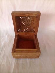Ahşap El İşi Ajurlu Kutu
