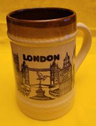 LOT.20 » HİÇ KULLANILMAMIŞ PORSELEN TANKART BİRA BARDAĞI. EV BÜFESİNDEN ÇIKMA.