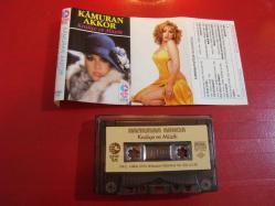 KAMURAN AKKOR KRALİÇE VE MÜZİK İLK DÖNEM KASET KOLLEKSİYONDAN SATIŞA SUNULMUŞTUR