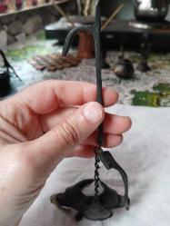 Antika görünümlü kaplumbağa yağ kandili