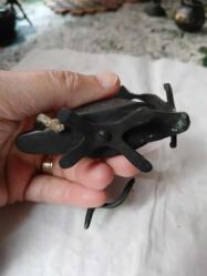 Antika görünümlü kaplumbağa yağ kandili