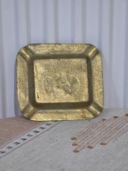 VİNTAGE EĞLENEN İNSANLAR TEMALI PİRİNÇ KÜLLÜK