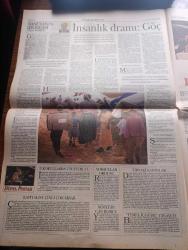 Pazar Postası Gazetesi - Turkish Newspaper - 12 Ağustos 1995 - Sayı 86 - Doğu Ergil'in TOBB için hazırladığı rapor tartışma konusu oldu - Doğu Ergil tüm eleştirileri yanıtladı - gümrük birliğine girerken müdür beyler dönemi bitti yazan Canan Barlas - güvensizlik yazan Murat Belge - Le Monde liberaller bunu çoktandır söylüyordu yazan Ömer Servet - 68 kuşağı bir tecrübedir yazan Taha Akyol - Pamukbank'ın yeni kaptanı Orhan Emirdağ - dikkat Toyota Rav4 geldi - Tansu Çiller'den İlyas Aktaş'a telefon - İspanya ve BASK modeli - PKK ETA'ya benzemez - insanlık dramı göç yazan Sami Kohen - balkanlarda bir mozaik mahvoldu yazan Dinçer Güner - genç yönetmen Kutluğ Ataman hapsedilmiş bir kitle gençlik röportaj Burçak Evren - Eugenio Barba İstanbul'da - uluslararası Leyla Gencer şan yarışması fotoğraf - ANAP İstanbul milletvekili Güneş Taner liderlik için imaj yetmez yazan Zeynep Çetinkaya