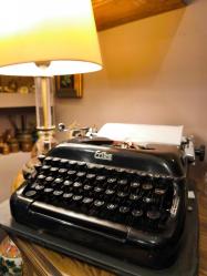 LOT.14 » Efsane Erika Daktilo