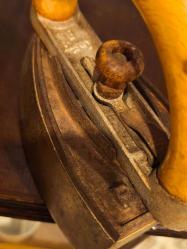 Antika Bilgery Ütü