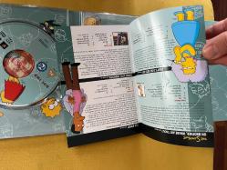The simpsons DVD box