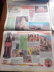 Pazar Postası Gazetesi - Turkish Newspaper - 10 Şubat 1996 - Sayı 112 - siyasette zor günler yazan Cengiz Kuşçuoğlu - Arkaik toplum ilkeleri ile modern toplum arayışı yazan Canan Barlas - biraz sosyoloji yazan Murat Belge - Adalet kimin işi yazan Mehmet Ali Kılıçbay - enflasyon tehdidi yazan Aydın Ayaydın - Refah Partisi ve iktidar sorunu yazan Taha Akyol - şiddet dalkavukluğu ya da terörizm haberciliği yazan Doğu Ergil - Avrupa'da Top 10 Albüm - İpana'dan süt dişlerine özel macun ve fırça - milletlerin yeni zenginliği insan yazan Şeref Oğuz - Cimri Brad Pitt - Demirel tarafsız mı yazan Cengiz Kuşçuoğlu ve Mete Belovacıklı - Ali Bulaç ve BBP - Refah Partisinin iftarı - İtalya'da bizim gibi yazan Sami Kohen - İran'a kadın cumhurbaşkanı - Irak'ta soğuk soykırım yazan Dinçer Güner - Sefiller yazan Ahmet Mithat - uluslararası 4. Boyut çevre belgeseli - CIA raporu ve halkın tüketim kalıbı - 1995 Venedik Film festivali altın Aslan ödülünü alan Cyclo vizyona giriyor - Sherazam Mazari Citibank