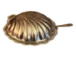 İngiltere İstiridye Formunda Havyarlık ve Bıçağı