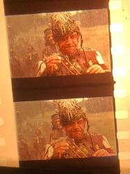 35mm Carry On Cleo fragmanı