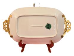 LİMOGES EL BOYAMA BRONZ KULPLU SUNUMLUK 26,5 cm uzunluğunda 14,5 cm eninde