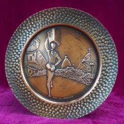 VINTAGE EL YAPIMI KABARTMA GÖRSELLİ RIO DE JANEIRO HATIRASI KÜÇÜK BAKIR TABAK