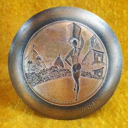 VINTAGE EL YAPIMI KABARTMA GÖRSELLİ RIO DE JANEIRO HATIRASI KÜÇÜK BAKIR TABAK