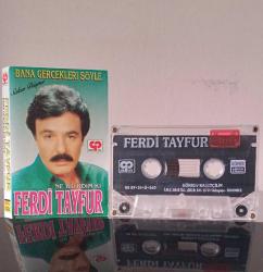 Ferdi Tayfur - Bana Gerçekleri Söyle / Sakın Düşme