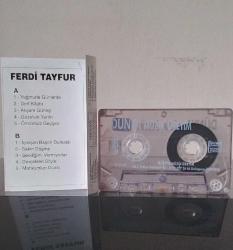 Ferdi Tayfur - Yağmurlu Günlerde