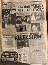 HAFTANIN SESİ GAZETESİ - DOĞUM GÜNÜ HEDİYESİ (TURKİSH - NEWSPAPER) - 25 ARALIK 1987 - SAYI : 52 - TAM TAKIM 12 SAYFADIR -Ceylan Kaset Reklamı-Bergen-Burçin Orhon-Johnny Logan-Ahmet Vardar-DeBakey-Erdal İnönü-Neşe Aksoy-Dursun Karadağ-Murat Özgü-Leyla Somer-Burhan Çaçan-Sevim Egesoy-Mahmut Cevher-Serpil Çakmaklı-Uysal Zorba-İlhan Alan-Ayşen Gruda-Ayben Erman-Ayten Erman-Behice Aksoy-Ahmet Aksoy-Asım Ekren-Barbra Streisand-Tamer Yiğit-Mustafa Bayrak-Yılmaz Duru-Sezer Güvenirgil-Ayşe Sezer-Murat Bayrak-Kenan Çınar-Yıldırım Gencer-Namık Şimşek-Mehmet Sütsürüp-Metin İlhan-Necati Dinç-Aydoğan Tarlan-Mehmet Yılmaz Ariyörük-Nevzat Erkmen-Hans Dutzanben-M Ali Erbil-Perihan Savaş-İbrahim Tatlıses-Fatma Girik-Zuhal Olcay-Ahmet Özhan-Hatice Özhan-Sevtap Parman-Tolga Savacı-Banu Alkan-Asu Han-Mary Antoinette-Christine Salfati-Lale Hanım-Sany Salfati-Mehmet Bey-Murat Özgü-Metin Şentürk-Bergen-Beylerbeyi Doğan-Ömer Kavur-Yusuf Atılgan-Tunç Erksan-Steven Spielberg-Tunç Kemal-Bülent Ersoy-Nükhet Duru-