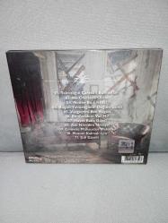 CD Gripin yalnızlığın çaresini bulmuşlar albümü. Orijinal. Kitapçık mevcut. Disk 10 üzerinden 9 sorunsuz çalışıyor. koleksiyonluk