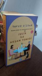Julia ile Akşam Yemeği