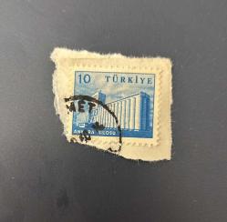 Türk Pulu - Turkish Stamp - Mektup Zarfından Kesilmiş / Postadan Geçmiş Pul Filateli - DAMGALI - ANKARA SİLOSU TEMALI PUL, 10 PARA - Türkiye Cumhuriyeti - NOSTALJİK DOĞUM GÜNÜ HEDİYESİ