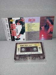 Kaset Ahmet Kaya  Resitaller 2 albümü. Orijinal, 1990 dönem Kağıt Baskı. sorunsuz çalışıyor. koleksiyonluk.