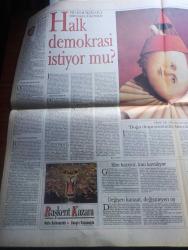 Pazar Postası Gazetesi - Turkish Newspaper - 26 Kasım 1994 - Sayı 49 - Tansu Çiller 1995'e de damgasını vuracak yazan Cengiz Kuşçuoğlu - sosyal liberalizm liberal modernizasyon derken yazan Canan Barlas - medyanın özelleştirmesi yazan Hikmet Özdemir - Işık İnselbağ ile söyleşi Wharton'un başarısı - enflasyondan enflamasyona yazan Yağmur Atsız - Alarko ABB işbirliği - ekonomiyi belirsizlik yönetiyor yazan Şeref Oğuz - filozof iktisatçı İdris Küçükömer halk demokrasi istiyor mu yazan Nihal Mete - milliyetçilik yazan Doğu Ergil - dünya gene bloklaşıyor yazan Sami Kohen - Türkiye ekonomisinde 1995 beklentileri yazan Bilge Okay - pis hava sigaradan beter bir öldürücü yazan Dinçer Güner - Yunan sinemasının genç yönetmeni Sotoris Goritsas'ın kardan gelenler filmi fotoğraf - Forrest Gump filmi - televizyon gazetecisi Can Dündar gerilla Savaşına var mısınız röportaj Nihal Mete - Kartaca 94 yazan Burçak Evren - yeni çıkan kitaplar Atilla Dorsay Ajda Pekkan'ın yüzü ya da değişimler çağı