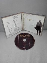 Cd İlhan Şeşen neler oluyor bize albümü. Orijinal. Kartonet tertemiz. Disk 10 üzerinden 9.5 sorunsuz çalışıyor koleksiyonluk
