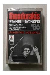 Kaset Theodorakis 86 Livaneli'nin Katılımıyla Istanbul Konseri