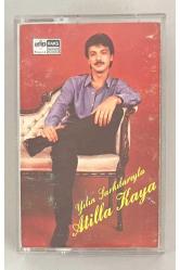 Atilla Kaya Yılın Şarkılarıyla Kaset (Orjnal 1985 Dönem Kağıt Baskı Kaset)