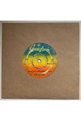 Zeki Müren Karakaş Gözlerin Elmas - Kimi Dertten İçermiş Kimi Neşeden 45 lik Plak (Dönem Baskı)