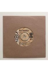 Neşe Karaböcek Deli Gibi Sevdim - Gözyaşı Yalan Söylemez Plak 45 Lik Plak (orjinal Dönem Baskı)