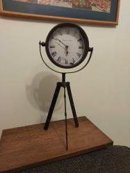 Tripod Metal Retro Masa Saati