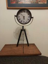 Tripod Metal Retro Masa Saati