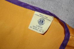 1980'lerden Kalma LIONS INTERNATIONAL Üyelik Ödülü Wisconsin Yeleği VE BROŞ  (KİTAP RAF