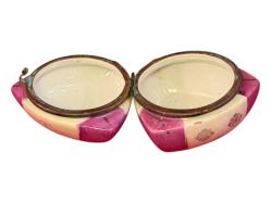 Fransız Eski Üretim Damgasız Porselen Bonboniyer Pirinç Menteşeli - 8 cm 6 cm ölçülerinde