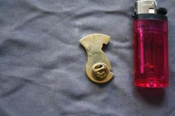 VİNTAGE  LİONS  İNTERNATİONAL ROZET-BROŞ-MADALYA  DETAYLAR RESIMLERDE (KİTAP RAF TENEKE KUTU 23