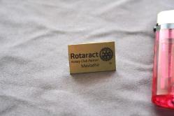 VİNTAGE  Rotary International ROZET-BROŞ-MADALYA  DETAYLAR RESIMLERDE (ÇİFT RAF PLASTIK KUTU  8